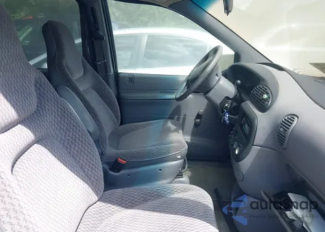 1998 Dodge Grand Caravan z USA, uszkodzony, nr VIN 2B4GP24RXWR629811